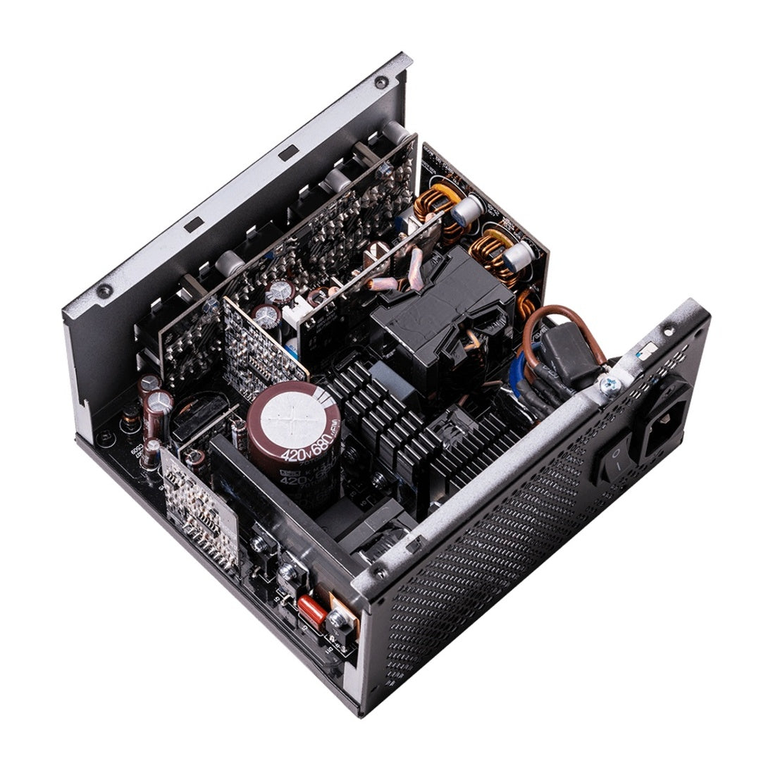 Fuente de Poder XPG CORE REACTOR 80 PLUS Gold, Modular, 24-pin ATX, 120mm, 650W